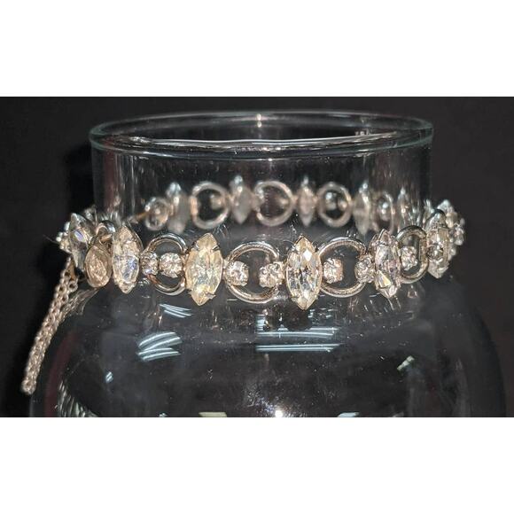 Van Dell Vintage Sterling Silver White Gem Tennis Chain Bracelet Mary